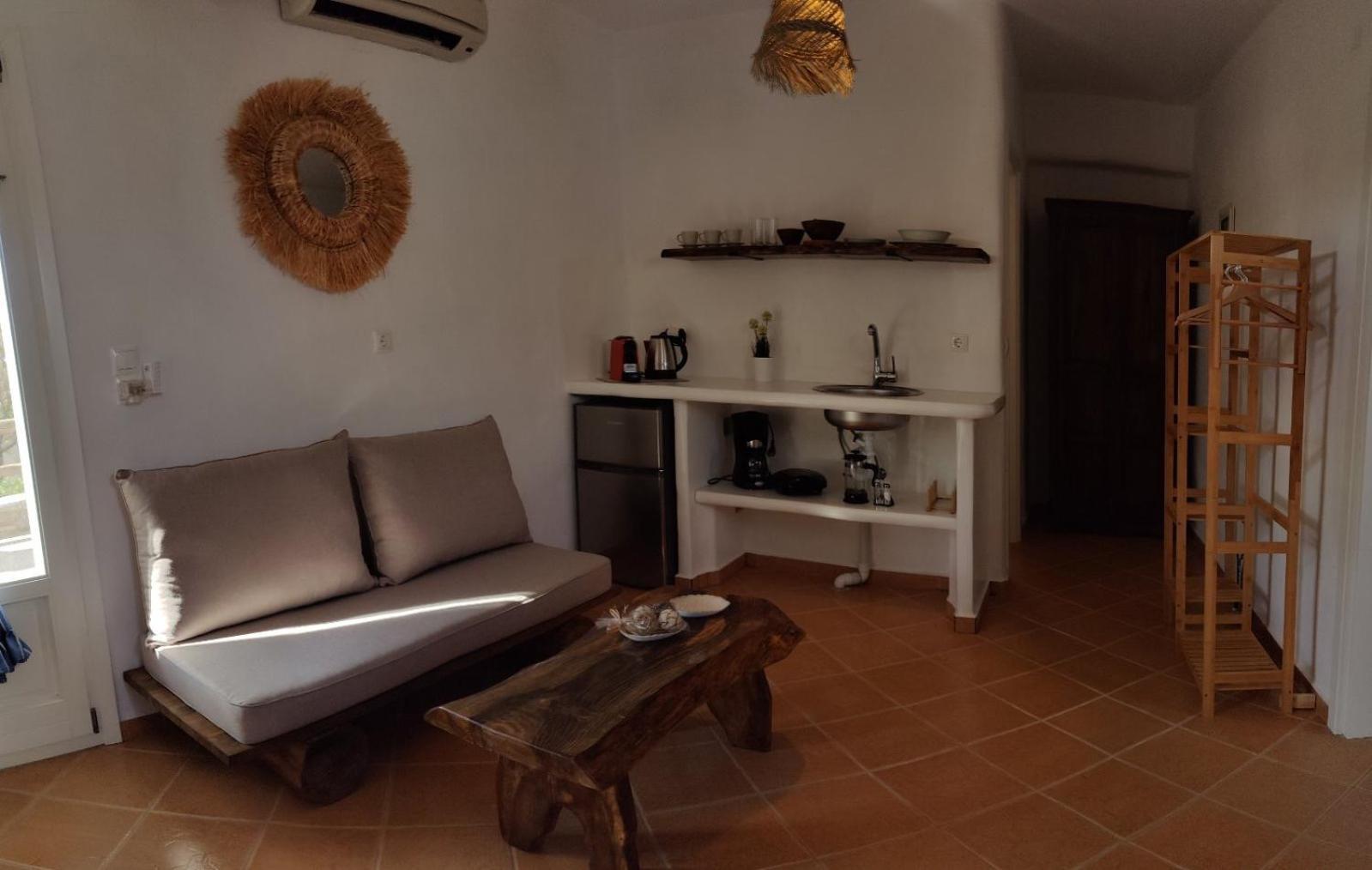 Syros Apartments Suites Chryssonisos Kini Buitenkant foto